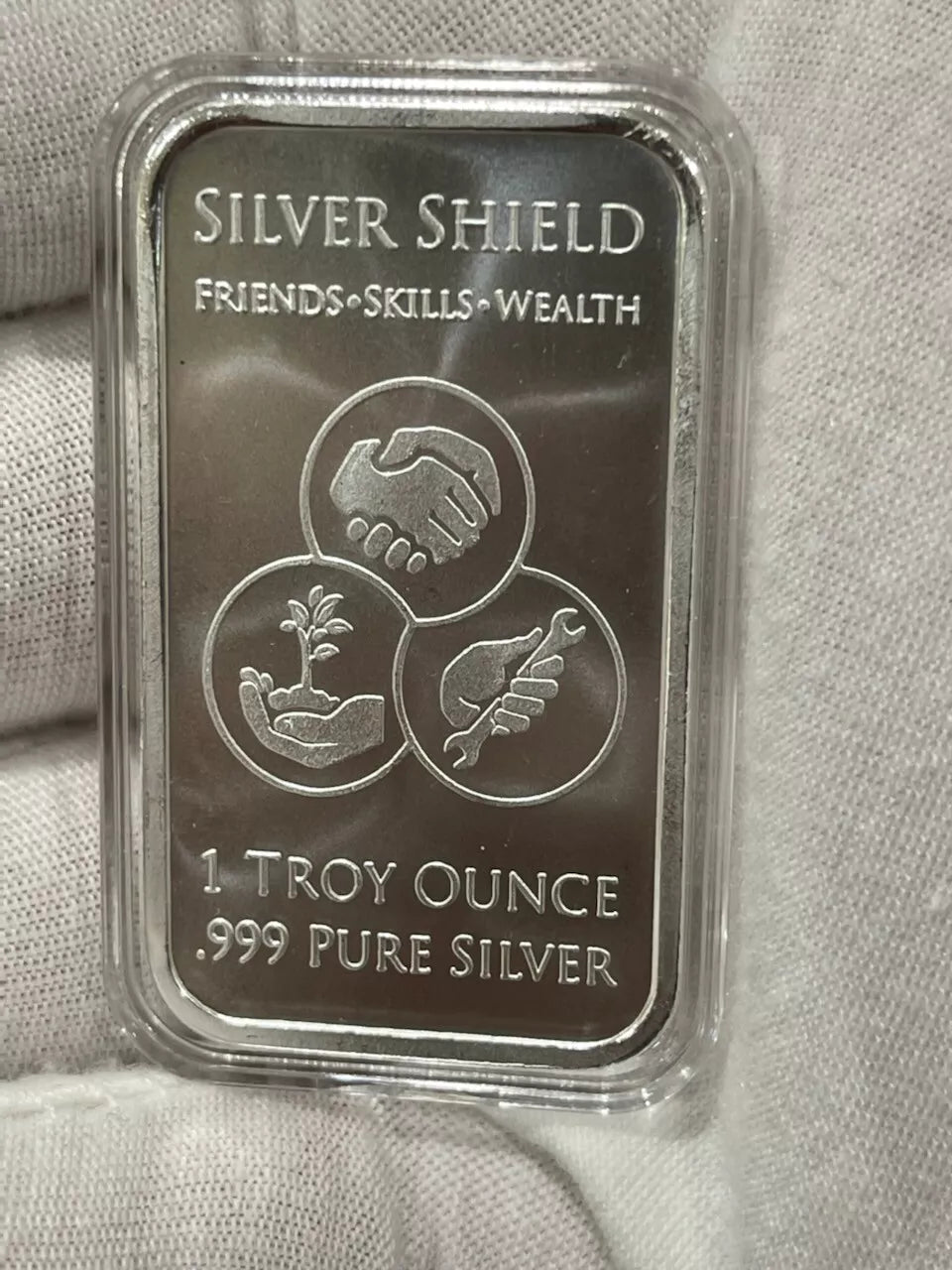 1 oz Silver Silver Shields Den of Thieves