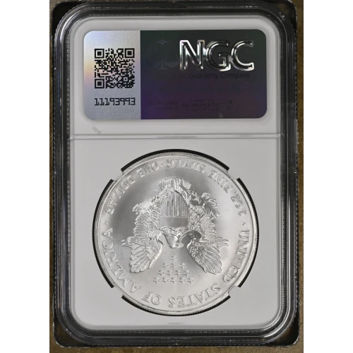 2002 - 1oz Silver Eagle S$1 NGC MS69 (D11-B4) (2)