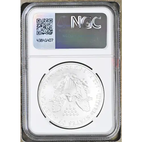 2006 - 1oz Silver Eagle S$1 NGC MS69 (D11-B8) (2)