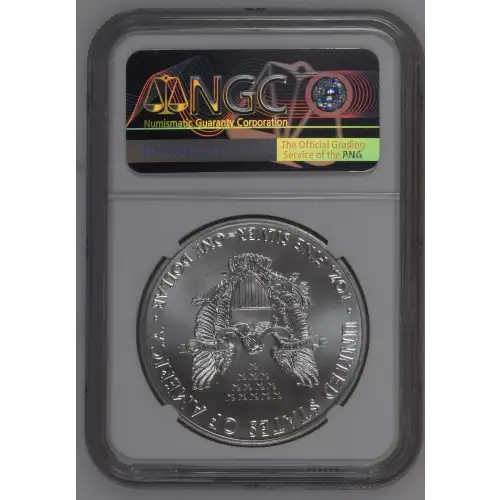 2018 - 1oz Silver Eagle - FDOI S$1 NGC MS70 (D10-B26)  (2)