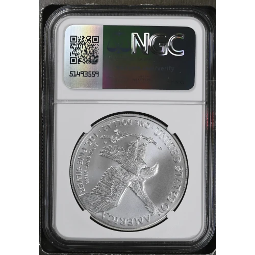 2022 - 1oz Silver Eagle S$1 NGC MS69 (D11-B12) (2)